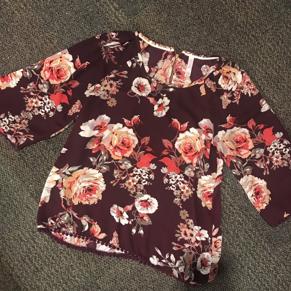 Xhilaration • Floral Blouse